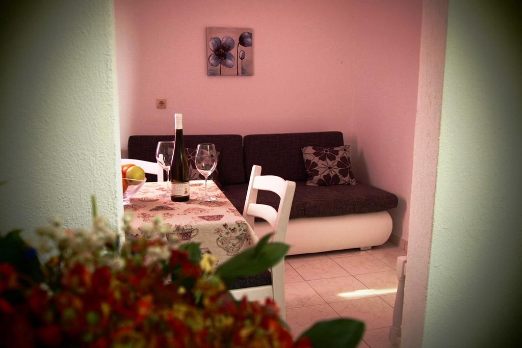 Apartment Old Town Makarska Ruang foto